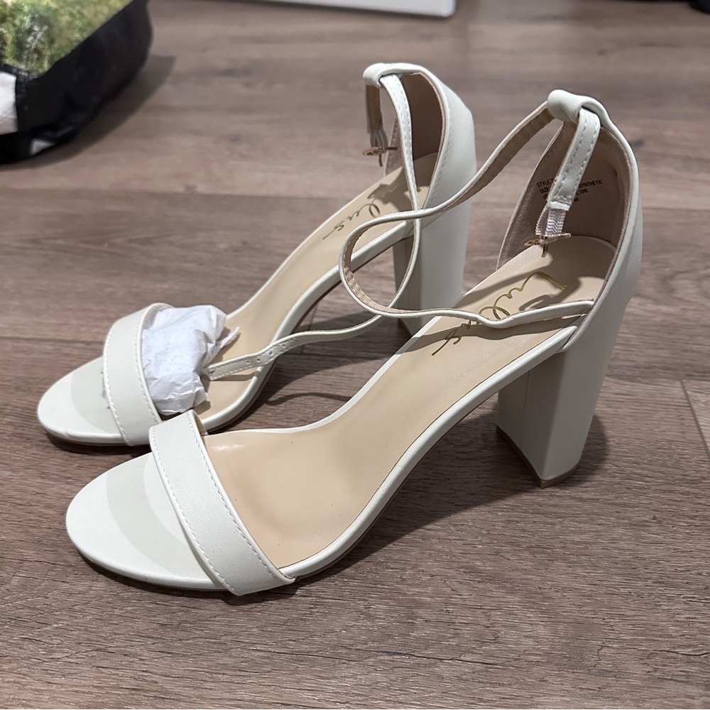 NWT Lulu’s Elegant Off-White Women's Heels